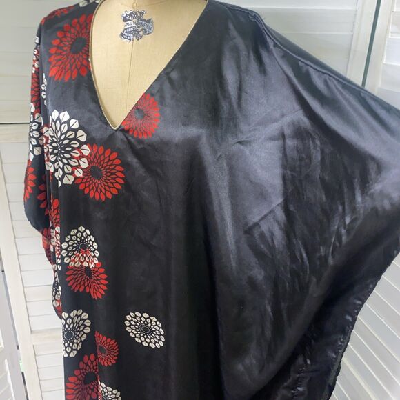Up2date Fashion Black And Floral Print Kaftan One Size Loose Maxi Dress - Picture 5 of 9